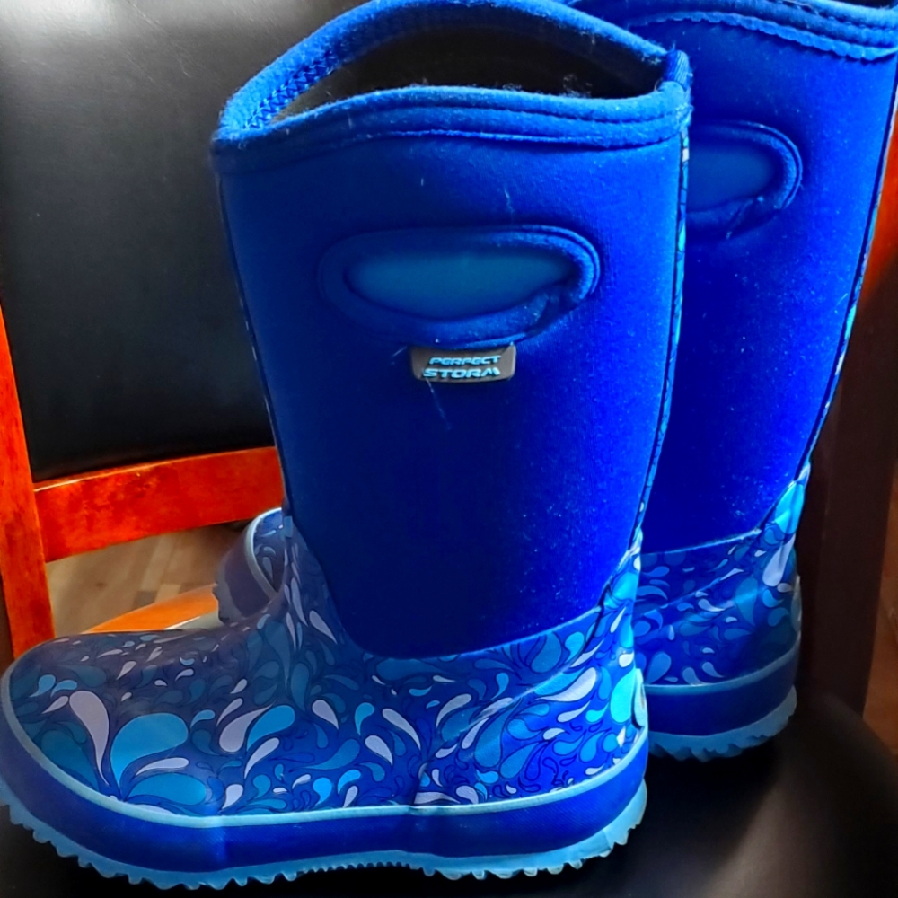 Perfect Storm Cloud High Splash Muck Rain Boots Youth Size 2